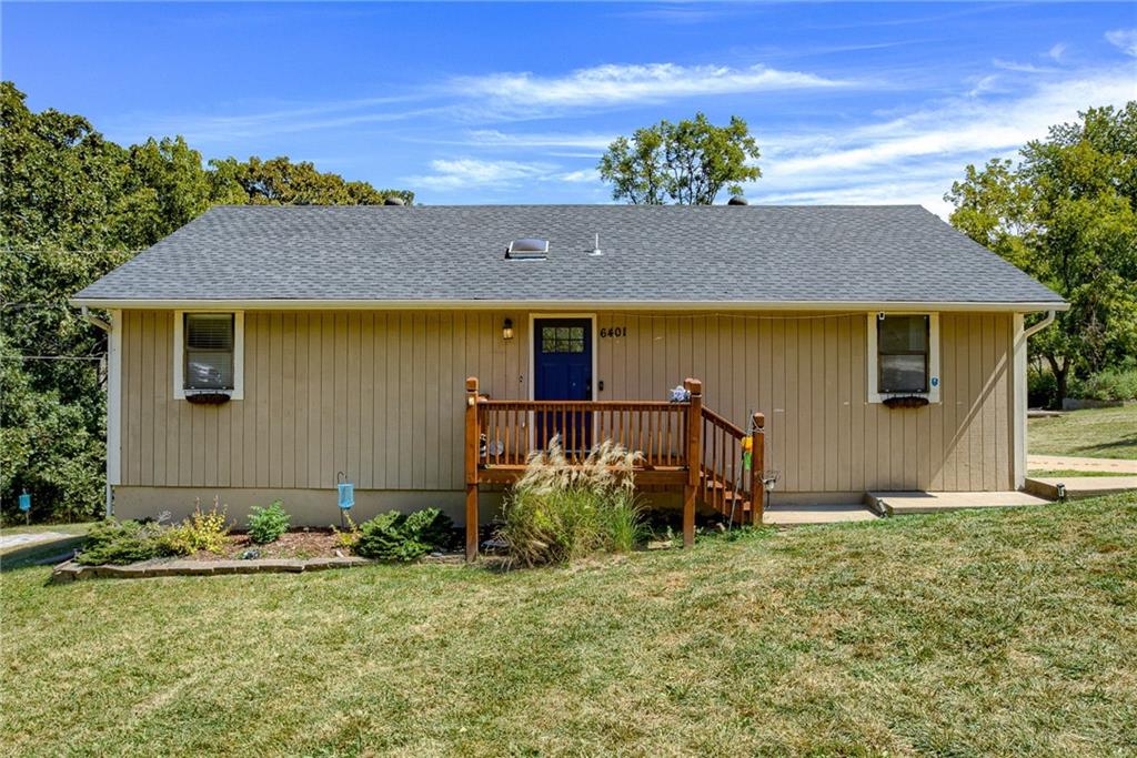 Inderweissen Rd, Blue Springs, MO 64014