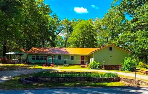 50 Cherokee Dr, Cherokee Village, AR, 72529-3015 | Card Image