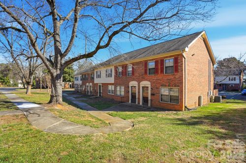4748 Old Lantern Way, Charlotte, NC, 28212-5588 | Card Image