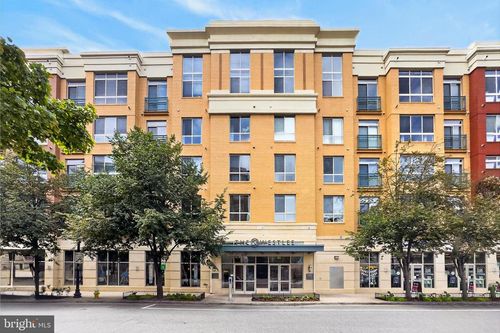 329-2200 N Westmoreland St, ARLINGTON, VA, 22213-1050 | Card Image