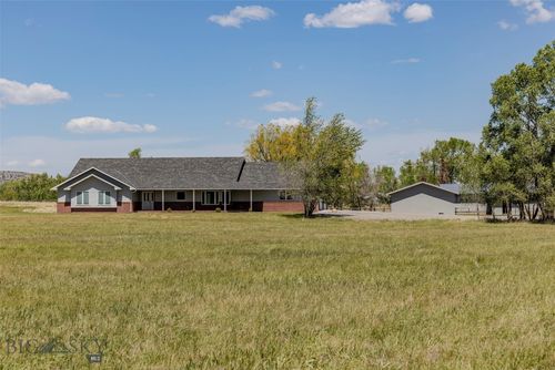 297 Big Timber Loop Rd, Big Timber, MT, 59011-7882 | Card Image