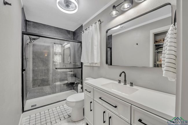 2411 N Page Rd, House other with 3 bedrooms, 2 bathrooms and null parking in Longview TX | Image 17