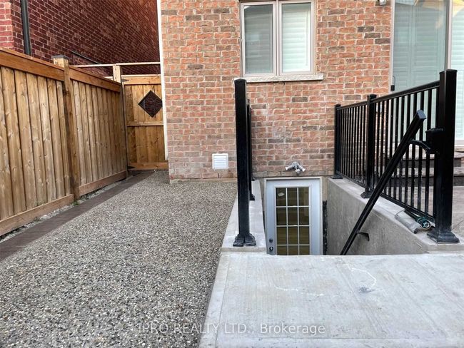 LOWER - 1524 Leger Way, House other with 3 bedrooms, 1 bathrooms and 1 parking in Milton ON | Image 17