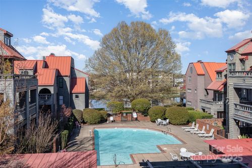 unit-33-9035 J M Keynes Dr, Charlotte, NC, 28262-9407 | Card Image