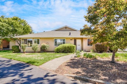 1 Meadowgreen Court, Santa Rosa, CA, 95409 | Card Image