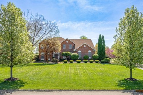 106 Stone Xing, Stewartsville, NJ, 08886-2506 | Card Image