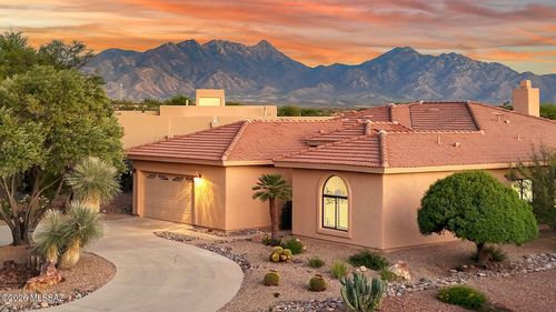 810 E Josephine Canyon Drive, Green Valley, AZ, 85614 | Card Image