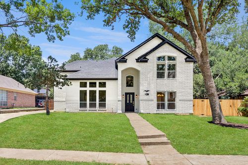 2417 Cornell Dr, Flower Mound, TX, 75022-4877 | Card Image