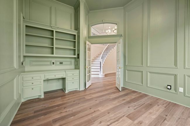 built in desk and cabinets | Image 7