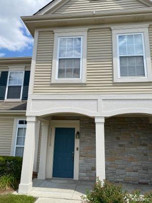 13210 Addington Dr, Commerce Township, MI, 48390-4019 | Card Image
