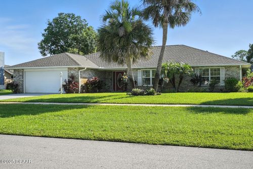 754 Pelican Bay Dr, DAYTONA BEACH, FL, 32119-8326 | Card Image