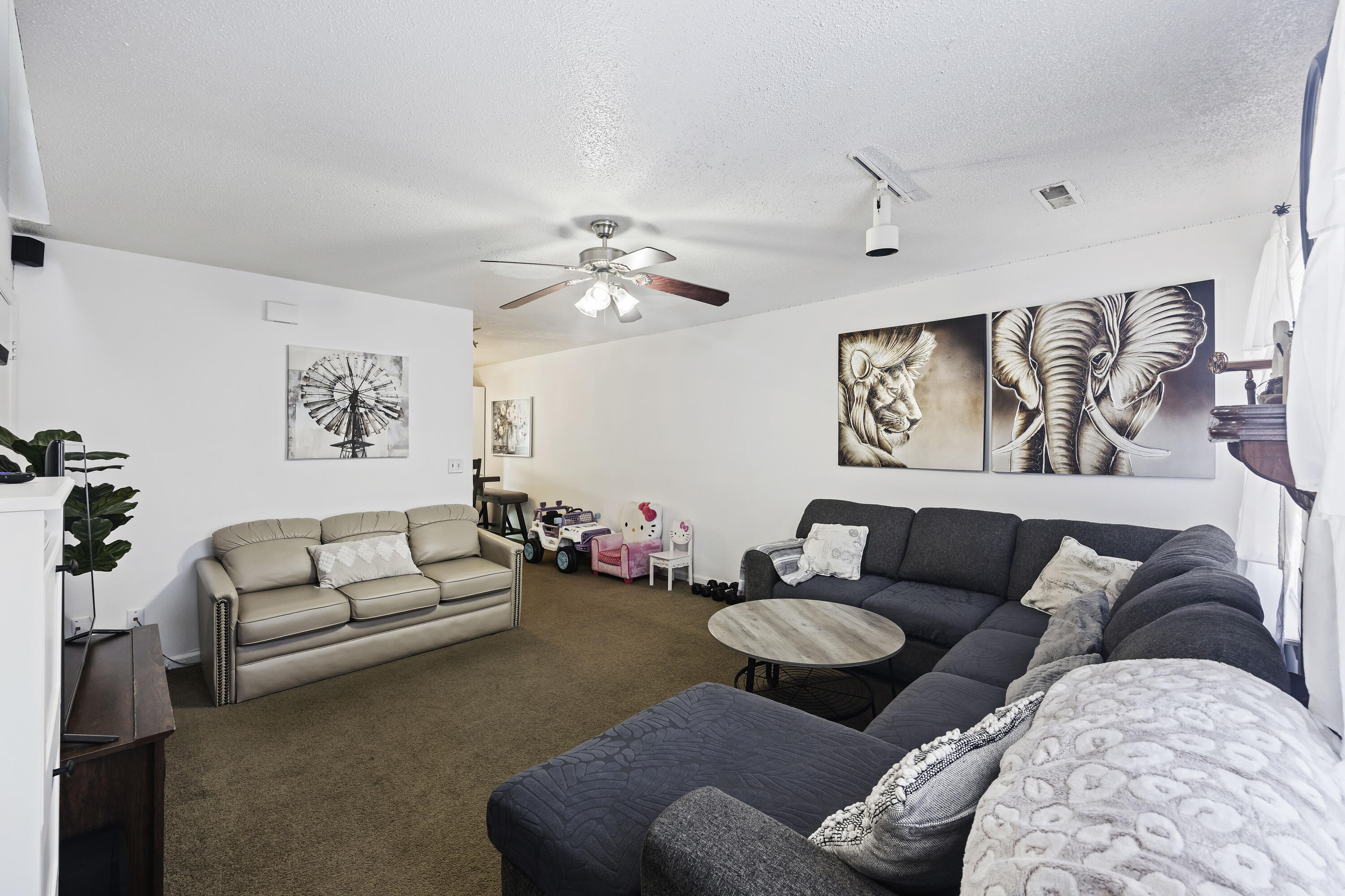 Pine Shadow Dr, Goose Creek, SC 29445
