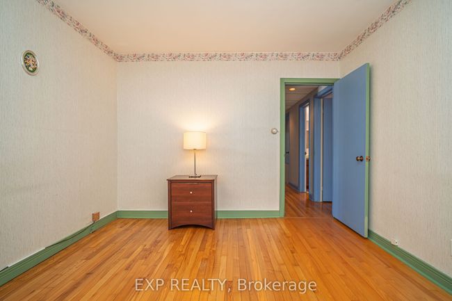 76 Cote Des Neiges Rd, House other with 2 bedrooms, 2 bathrooms and 2 parking in Nepean ON | Image 15