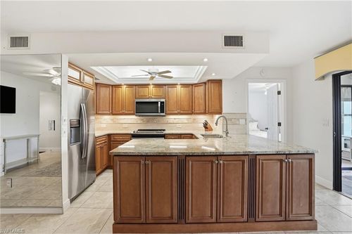 apt-515-5845 Trailwinds Dr, FORT MYERS, FL, 33907-7306 | Card Image