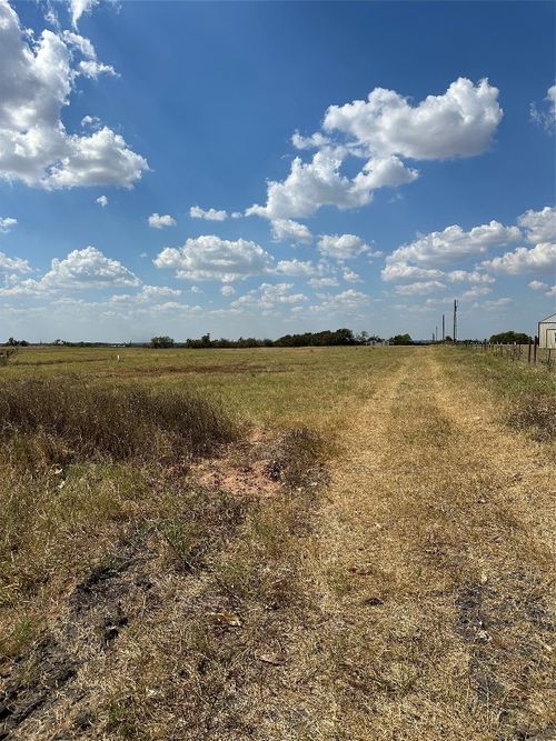 1469 Cr 451, Coupland, TX, 78615 | Card Image