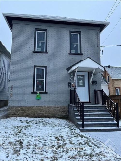 a-9 Kent St, Smiths Falls, ON, K7A1B5 | Card Image