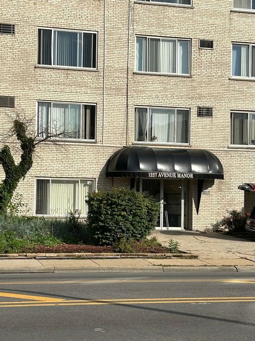 apt-406-1227 S Harlem Ave, Berwyn, IL, 60402-1048 | Card Image
