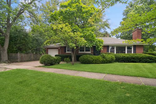 639 Melody Ln, Highland Park, IL, 60035-5247 | Card Image