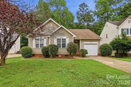 2830 Black Walnut Ln, Charlotte, NC, 28262-3235 | Card Image