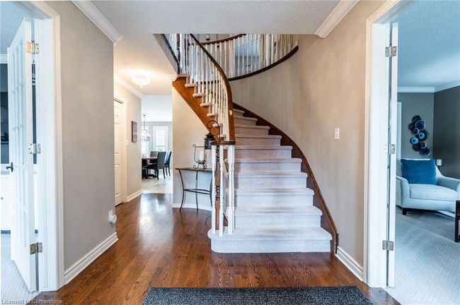 27 Gladiola Dr, House other with 5 bedrooms, 4 bathrooms and 14 parking in Carlisle ON | Image 4