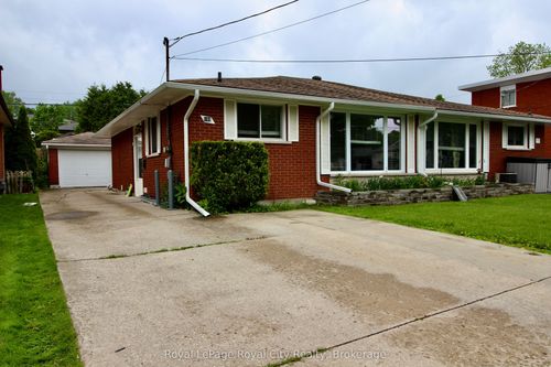 188 Alma St N, Guelph, ON, N1H5X5 | Card Image
