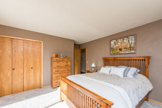 43388 N Oakcrest Ln, House other with 3 bedrooms, 2 bathrooms and 3 parking in Zion IL | Image 20