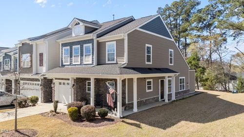 525 Barneswyck Dr, Fuquay-Varina, NC, 27526-2276 | Card Image