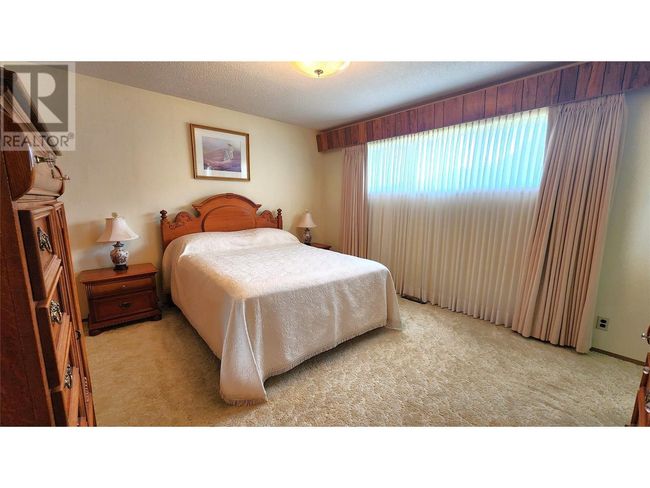 3900 Woodland Dr, House other with 3 bedrooms, 3 bathrooms and 3 parking in Trail BC | Image 14