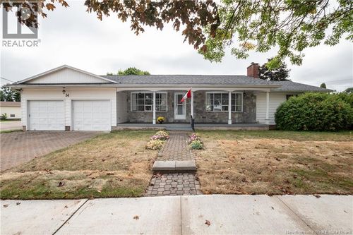 54 Bessborough Ave, Moncton, NB, E1E4A2 | Card Image