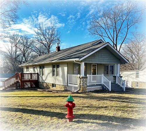 1438 Columbia Ave, Leavenworth, KS, 66048-3140 | Card Image