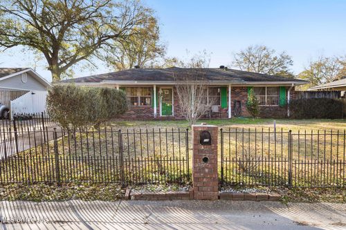 118 James Dr, Gulfport, MS, 39503-3439 | Card Image