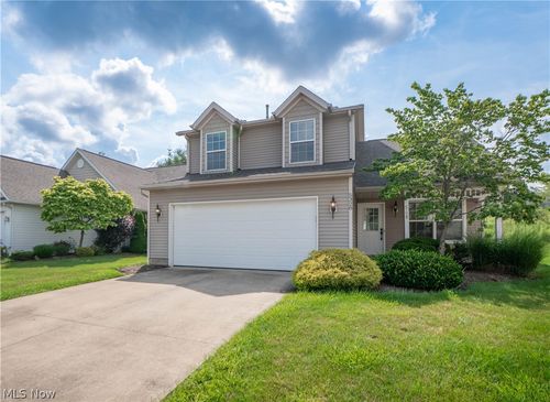 5328 Fawn Cir, Kent, OH, 44240-5611 | Card Image