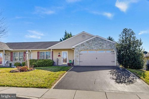 517 Foggy Bottom Rd, EPHRATA, PA, 17522-8446 | Card Image