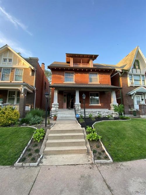 5745 De Giverville Ave, Saint Louis, MO, 63112-1614 | Card Image