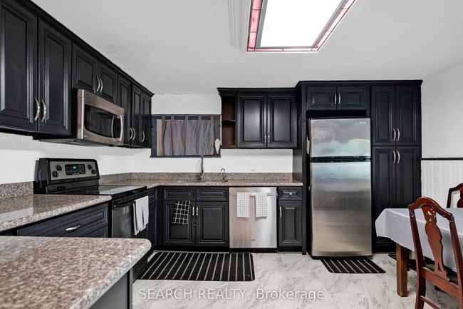 246 Regional Rd, House other with 5 bedrooms, 3 bathrooms and 6 parking in Port Perry ON | Image 9