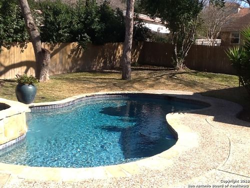 913 Garraty Rd, Terrell Hills, TX, 78209-6154 | Card Image