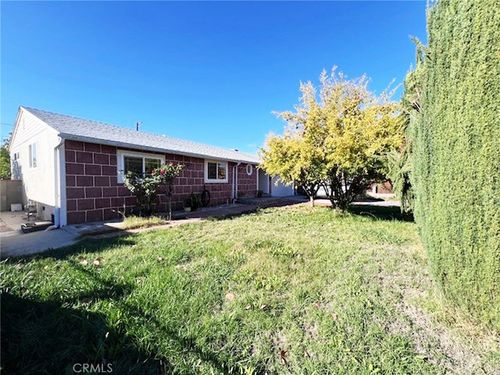 8831 Murietta Ave, Panorama City, CA, 91402-2625 | Card Image