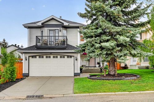 30 Douglasdale Pt Se, Calgary, AB, T2Z3B5 | Card Image