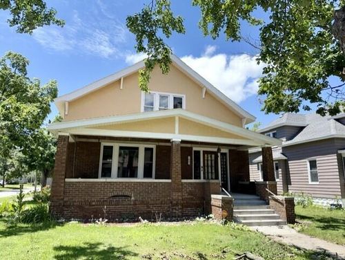 1607 6th St, Muskegon, MI, 49441-2428 | Card Image