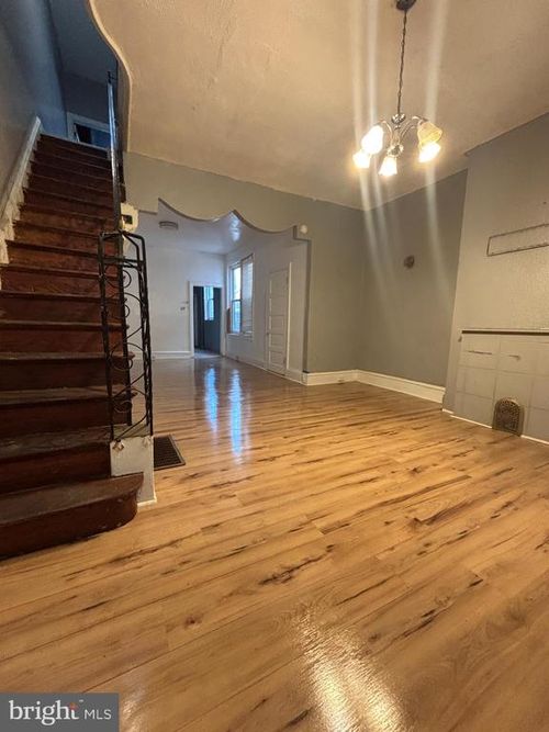 2442 N 24th St, PHILADELPHIA, PA, 19132-4244 | Card Image