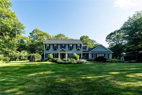 36 Beauchamp Dr, Saunderstown, RI, 02874-2021 | Card Image