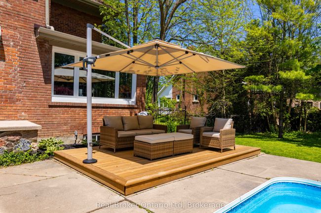 233 4 Th St E, House other with 3 bedrooms, 3 bathrooms and 4 parking in Owen Sound ON | Image 42