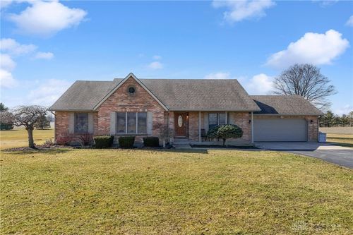 2225 Center Rd, Wilmington, OH, 45177-9489 | Card Image