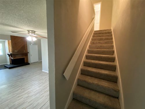 405-9696 Walnut St, Dallas, TX, 75243-2369 | Card Image