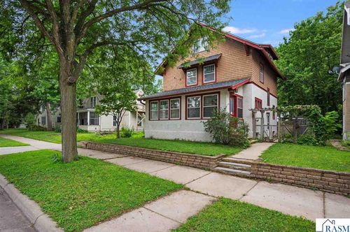 214 Marshall St, Mankato, MN, 56001-2429 | Card Image