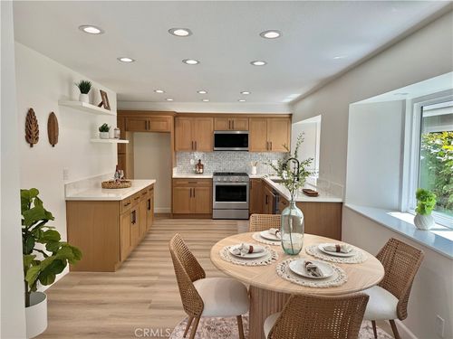b-2687 Orange Ave, Costa Mesa, CA, 92627-4663 | Card Image