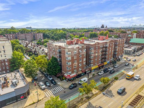 62b-111-45 76th Ave, Forest Hills, NY, 11375-6426 | Card Image