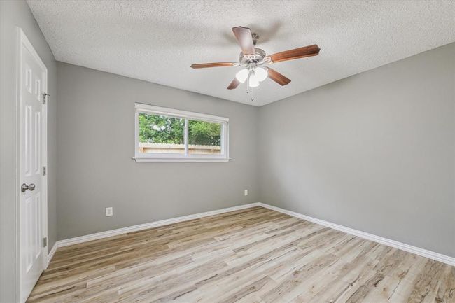 2804 Neches River Dr, House other with 3 bedrooms, 2 bathrooms and 2 parking in Pearland TX | Image 12