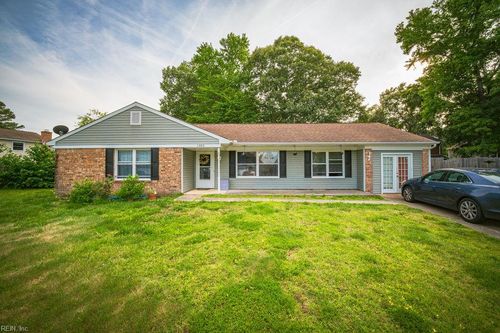 1805 Saranac Ct, Virginia Beach, VA, 23453-3726 | Card Image