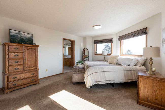 37 Stein Close Se, Home with 6 bedrooms, 3 bathrooms and 7 parking in Medicine Hat AB | Image 30